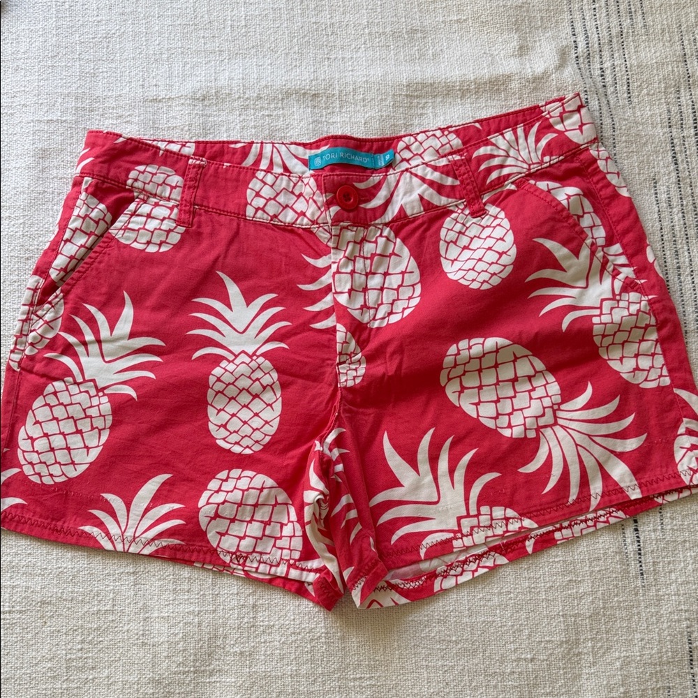 Tori Richard Honolulu Shorts Coral White Pineapples Pockets 100% Cotton